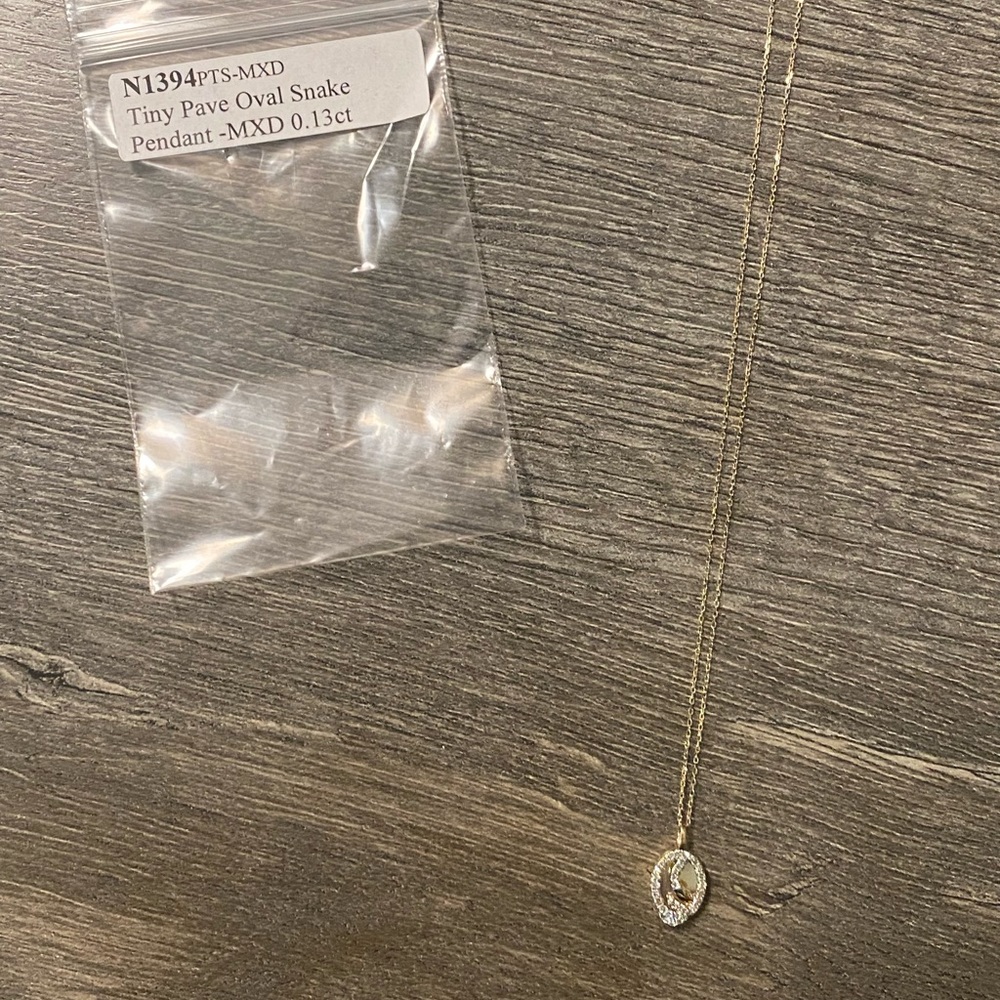 Adina Reyter Tiny Oval Snake Pendant Necklace New - Picture 13 of 14